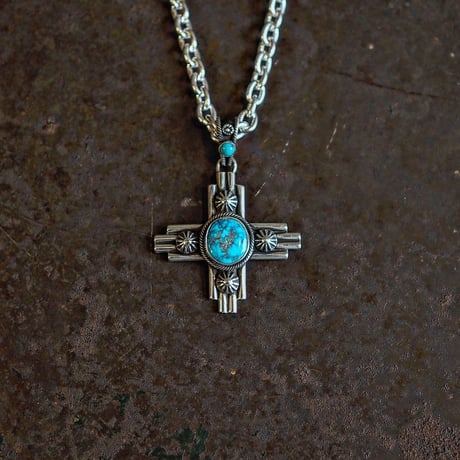 Ivan Howard ／ Turquoise Cross Top -Turquoise mountain-