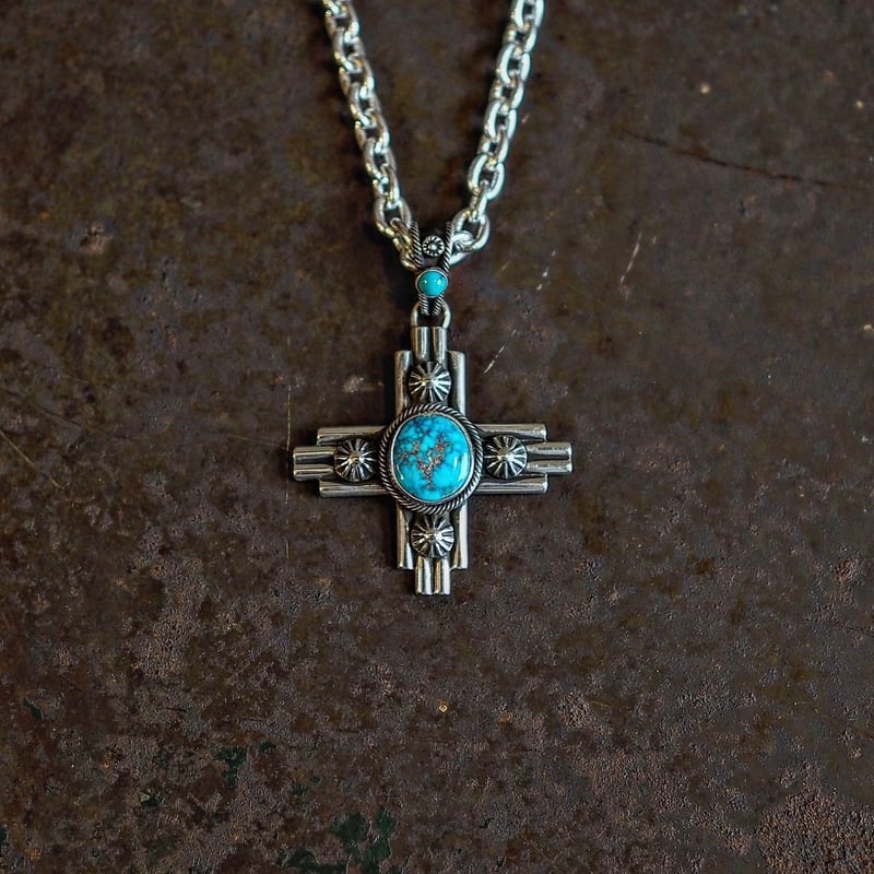Ivan Howard ／ Turquoise Cross Top -Turquoise mo