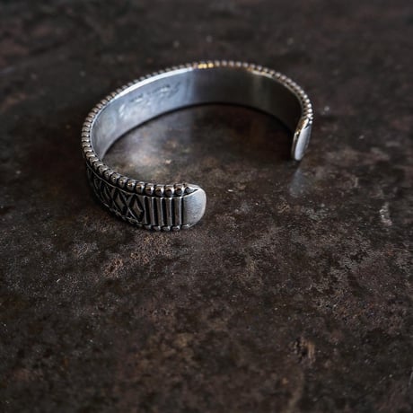 Johnathan Nez / H.G Stampwork Bangle