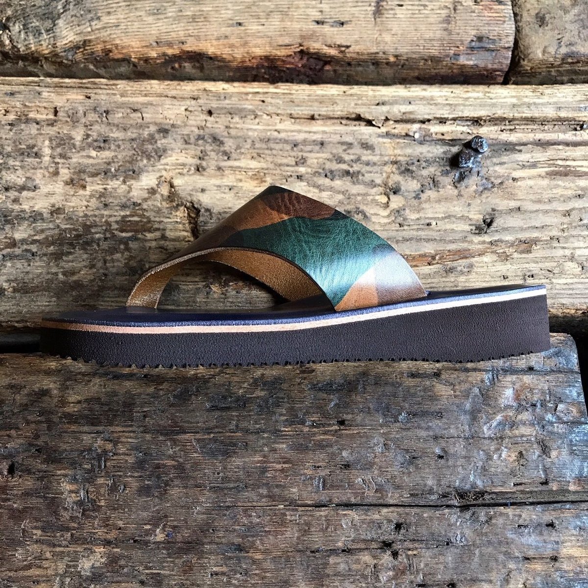 レフトハンド　サンダル　28センチ LEFTHAND / トングプレーンレザーサンダル ( CAMO×NAVY) | CALIFO