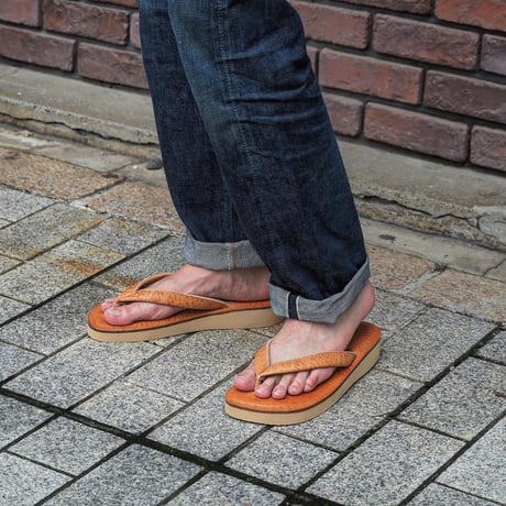 LIGHT MARKER / BEACH SANDAL (BUTTERO "NATURAL" )