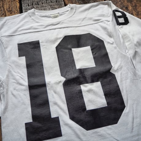 ANONYMOUS HANDS ／ FOOTBALL TEE