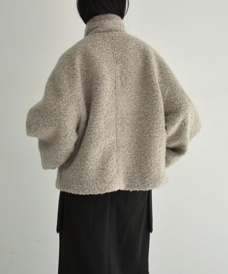 coat-02052　ウール混 ハイネック ブークレ ショート コート　ライトグレージュ　モカ