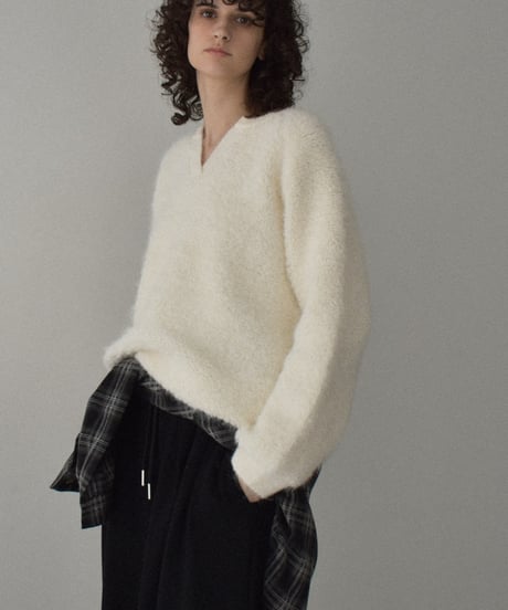 knit-02354  キーネック ボア ニット　オフホワイト　グレー　ダークグレー