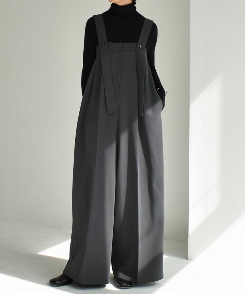 【新品・タグ付き】かぐれ　リネンサロペット　BLACK onepiece-07011 センタープレス ワイドサロペット ダークグレー