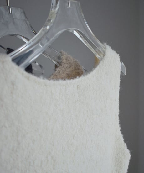 knit-02387　ブークレ ニット ベスト　エクリュ　ベージュ　チャコール