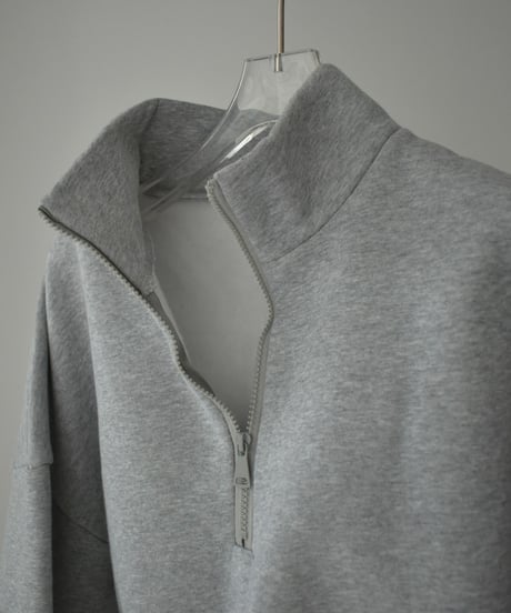 tops-02450　裏起毛クロップドハーフジップスウェット　グレー　チャコール　ブラック