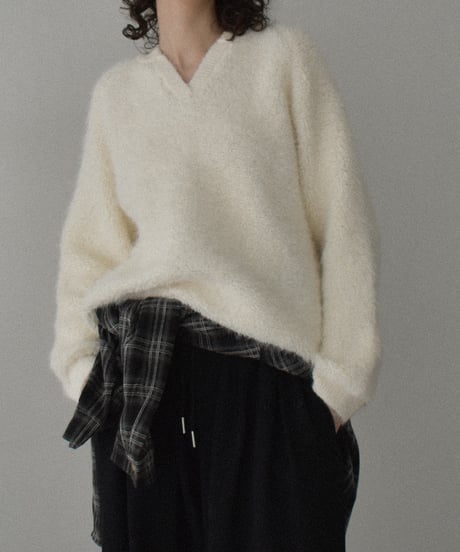 knit-02354  キーネック ボア ニット　オフホワイト　グレー　ダークグレー