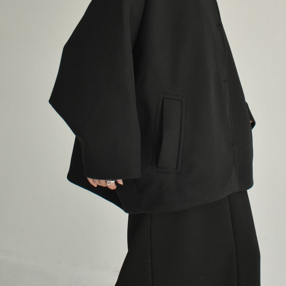 mercibeaucoup, ドルマンスリーブ　アウター　ジャンパー　カーキ ブランド公式通販サイト mercibeaucoup - mercibeaucoup