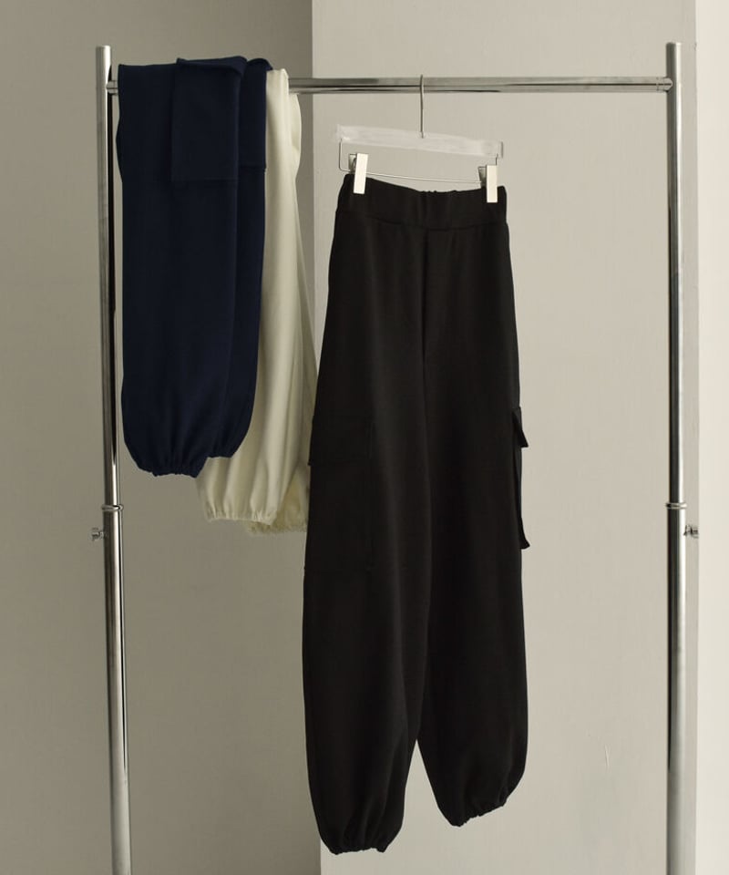 【美品】SISE／ポンチスラックス／ブラック OTONA パンツ スラックス レディース ブラック チャコールグレー