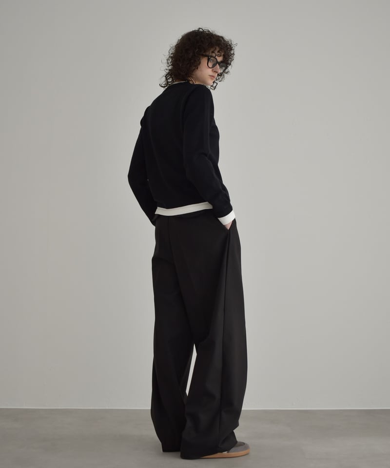 bottoms-12010 タックワイドパンツ エクリュ グレー ブラック | L a v i