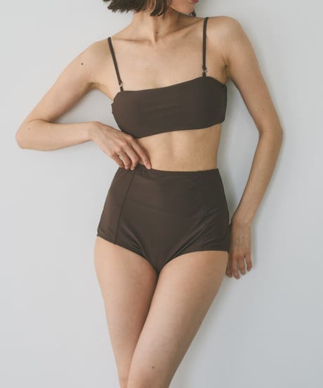 swim-02469　ギャザーデザイン ラッシュガード付き ビキニ  3点セット　ブラウン
