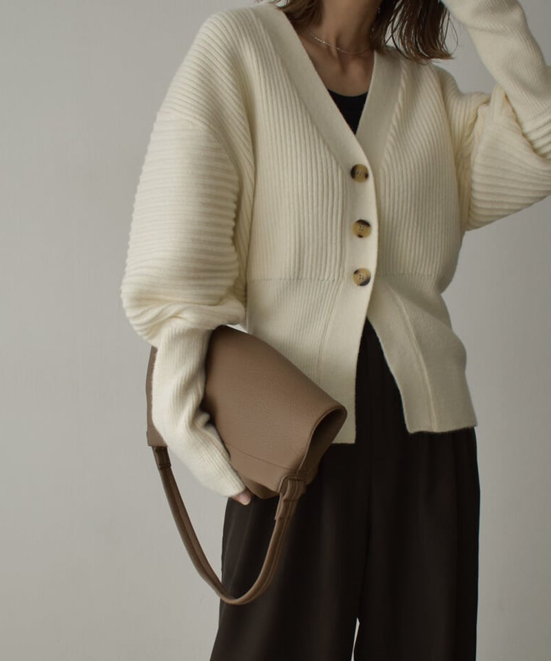 ICE VNECK CARDIGAN 新品未使用 knit-02196 ウエストシェイプニットカーディガン エクリュ モカ