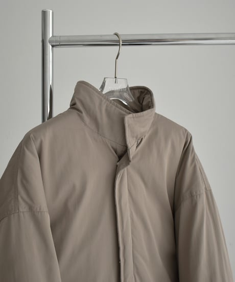 outer-02096　スタンドカラー ボリューム ダウン コート