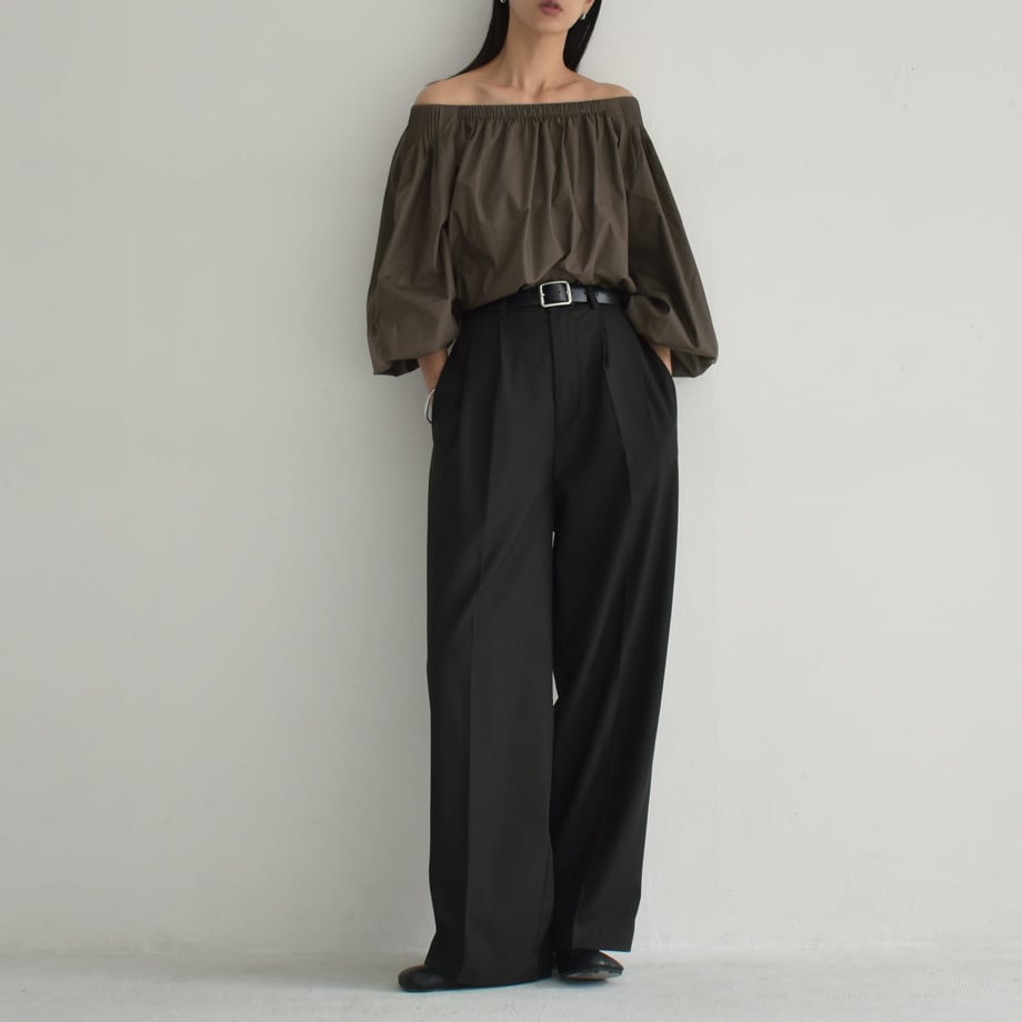 Bibiy. MAGNOLIA TOP オフショルダーブラウス Bibiy. MAGNOLIA TOP オフショルダーブラウス