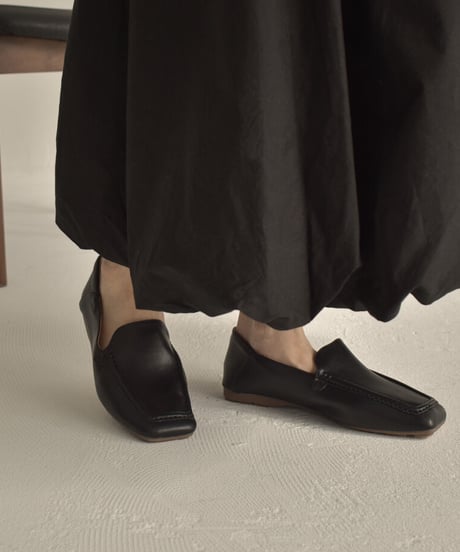 shoes-02169　クッション仕様　スクエアトゥスリッポン　グレージュ　ブラック