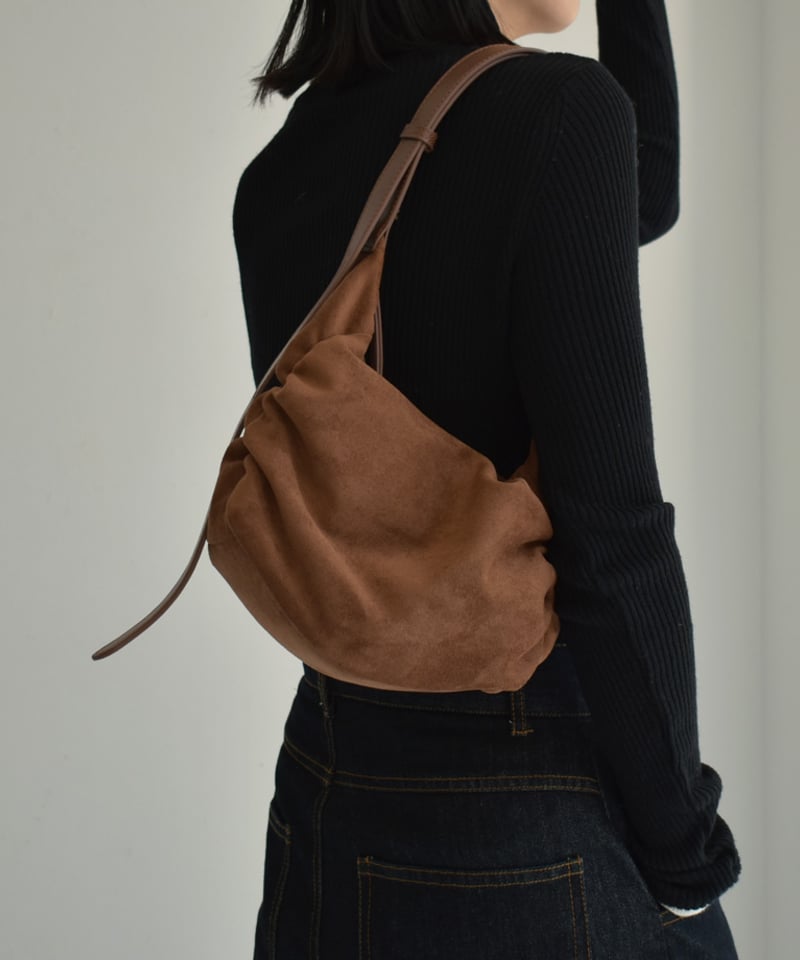 nh-bag2-02660 フェイクスエード サイドギャザー バッグ ブラウン
