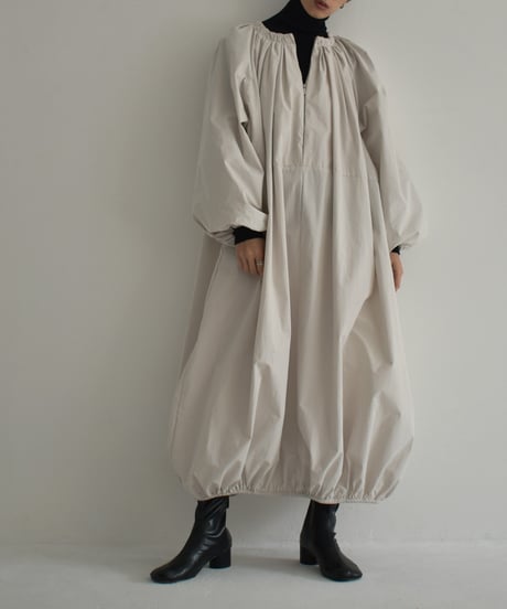 onepiece-12011　ジップギャザー バルーン ワンピース　グレージュ