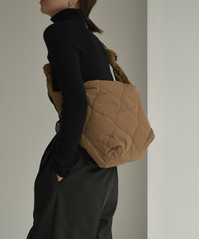 nh-bag2-02635 キルティング ショルダーバッグ アイボリー モカ