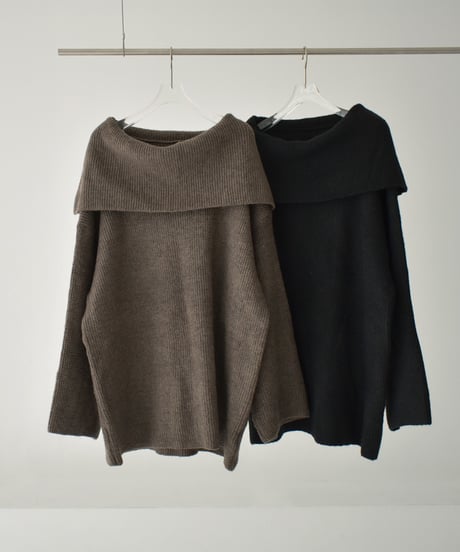 knit-02299　オフショルダー オーバー ニット　モカ　ブラック