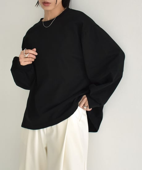 ホワイトのみ 3月中旬入荷分　予約販売　tops-02517　ボリュームスリーブ カットソー　ホワイト　ブラック