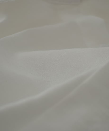 tops-02548　ドロストデザイン フレンチスリーブ シャツ　ホワイト　ベージュ　ブラック