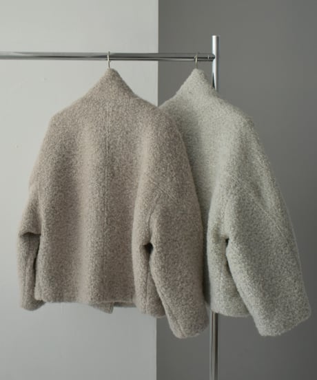coat-02052　ウール混 ハイネック ブークレ ショート コート　ライトグレージュ　モカ