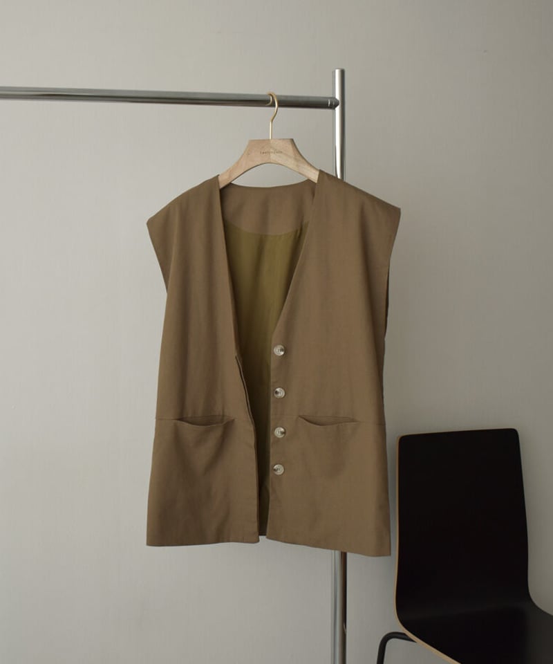 tops-12004 リネン ノーカラーベスト モカ 《セットアップ可能》 | L