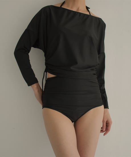 swim-02466　ドルマンスリーブ ラッシュガード付き ビキニ　3点セット　ブラック