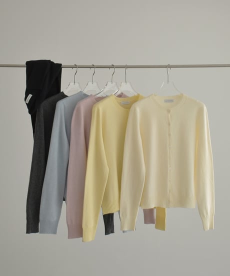 knit-02372　クルーネック コンパクト ニット カーディガン　オフホワイト　イエロー　ピンク　ブルー　グレー　ブラック