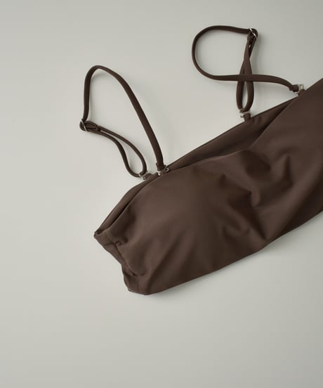 swim-02469　ギャザーデザイン ラッシュガード付き ビキニ  3点セット　ブラウン