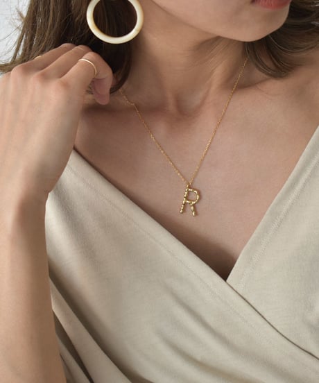 mb-necklace2-02035　Gold plating　SV925 イニシャルネックレス　シルバー925　BOX付き