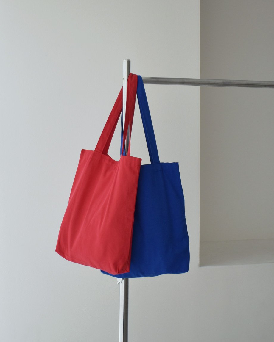 mb-bag2-02678 テキストロゴ カラー トートバッグ レッド ブルー | L a
