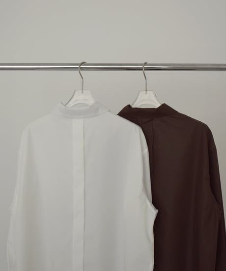tops-02588　タックデザイン シャツ　ホワイト　ブラウン
