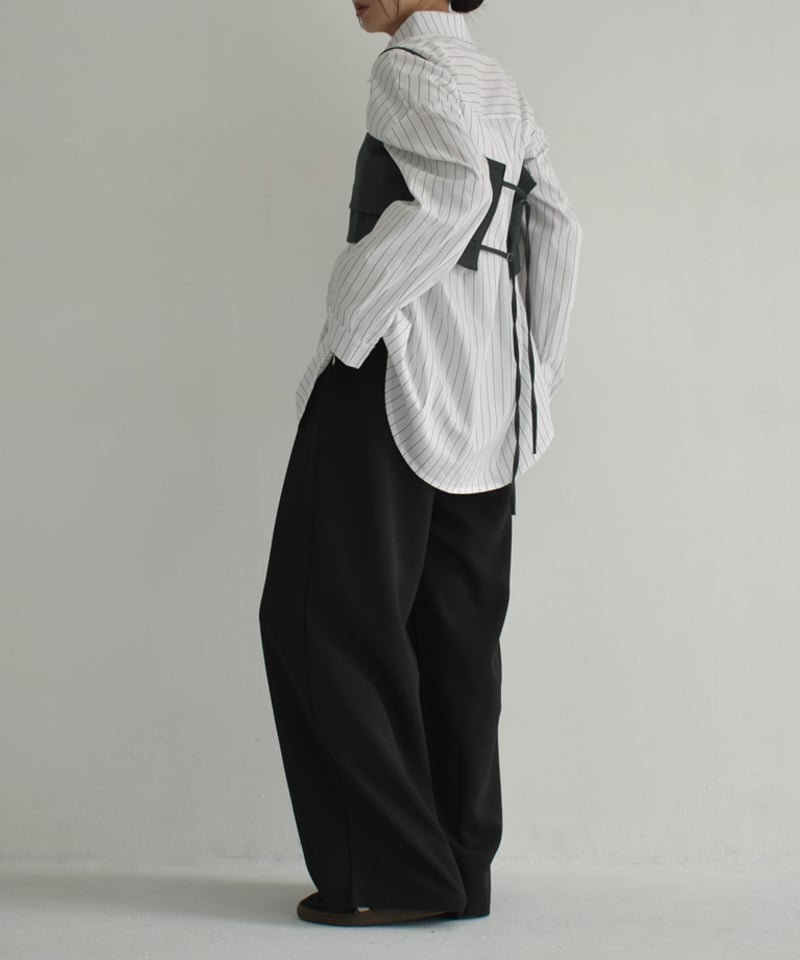 tops-02511 ピンストライプ オーバー シャツ ホワイト ブラック tops-02511 ピンストライプ オーバー シャツ ホワイト ブラック