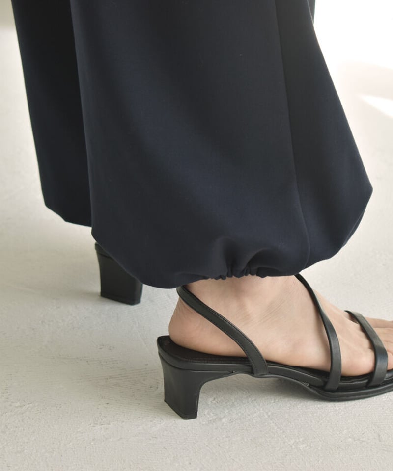 gomme Rポンチローマ インラインパンツ 新品 マンシングウェア Munsingwear ストレッチ ワンポイント刺繍