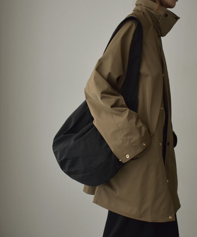 mb-bag2-02622 撥水 ナイロンビッグショルダーバッグ グレージュ mb-bag2-02622 撥水 ナイロンビッグショルダーバッグ グレージュ