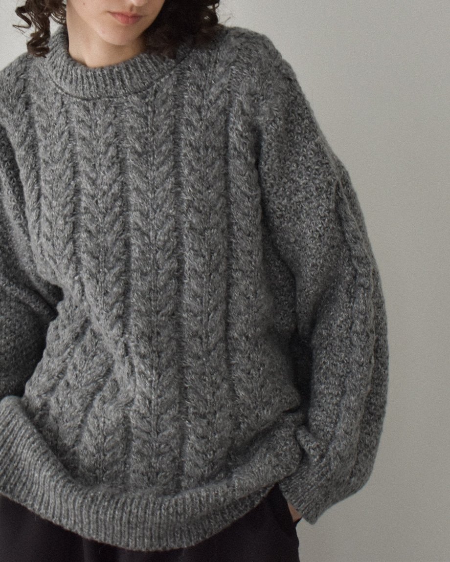 さっこ　Ｐニット　グレー knit-02362 ミックスケーブルニットプルオーバー グレー | L a v i s h