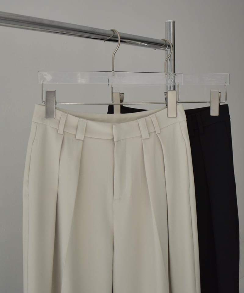 bottoms-02267 タックワイドパンツ エクリュ ブラック | L a v i s h