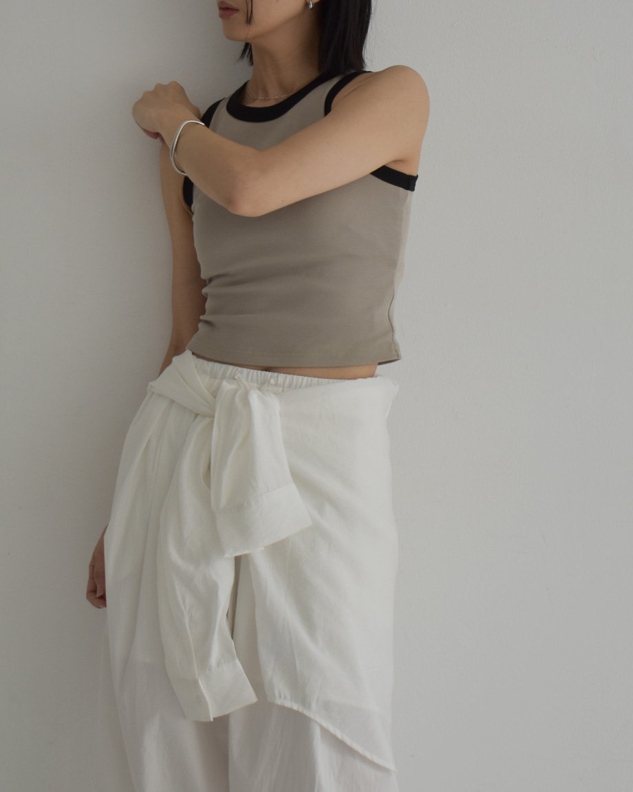 nh-tops-02561 バイカラー クロップド タンクトップ カーキベージュ