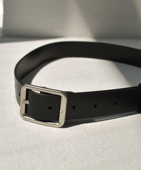 belt-02037　本革 スクエアバックル レザーベルト  ブラック