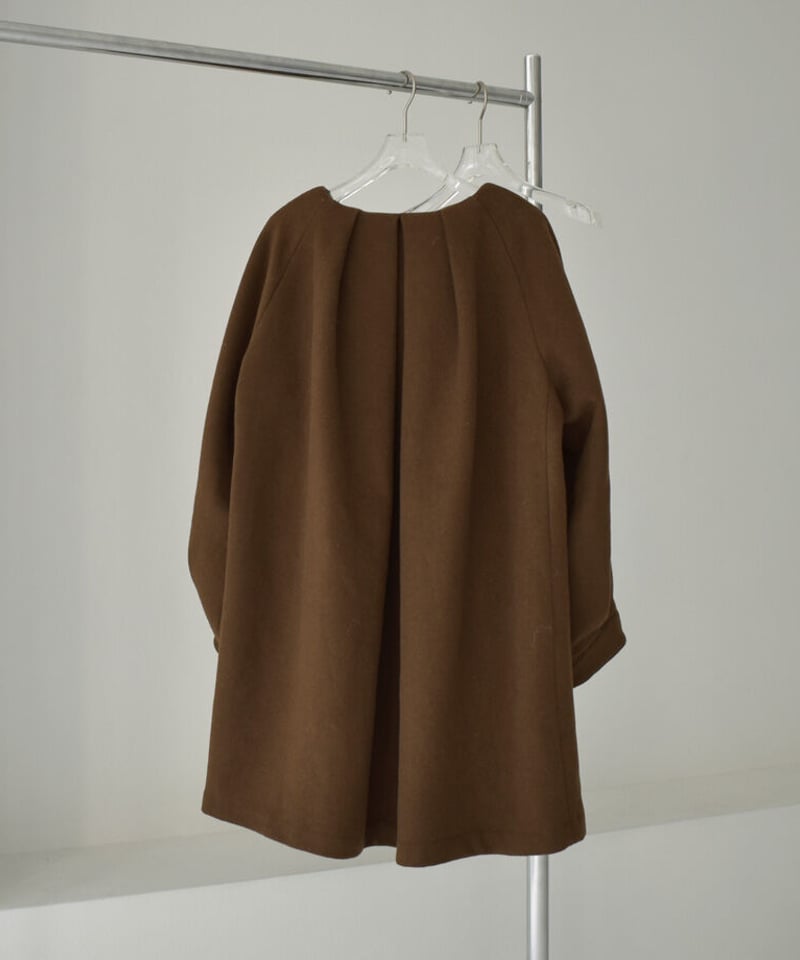 coat-13010 タックノーカラー ウール ミディコート モカ | L a v i s h