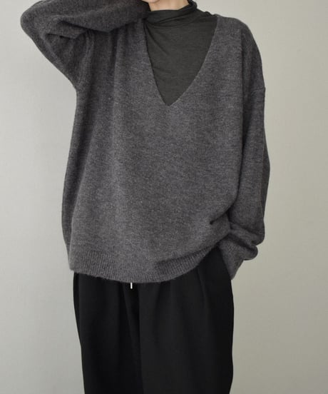 knit-02346　Vネック オーバーニット　エクリュ　グレー　ブラック