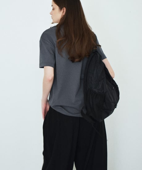 nh-tops-02621　テキスト ロゴ Tシャツ　ホワイト　チャコール　ブラック