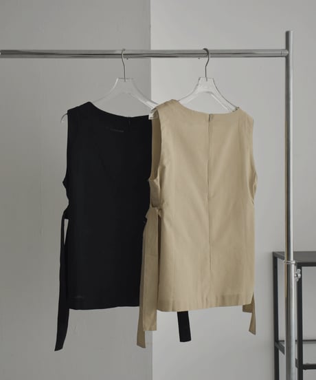 tops-02499　サイドリボン ノースリーブ トップス　ベージュ　ブラック
