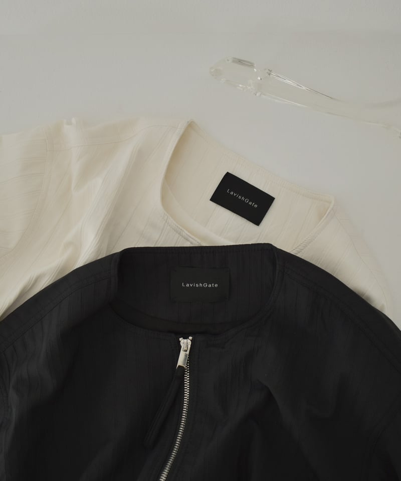 outer-02098 クルーネック ジップブルゾン エクリュ ブラック | L