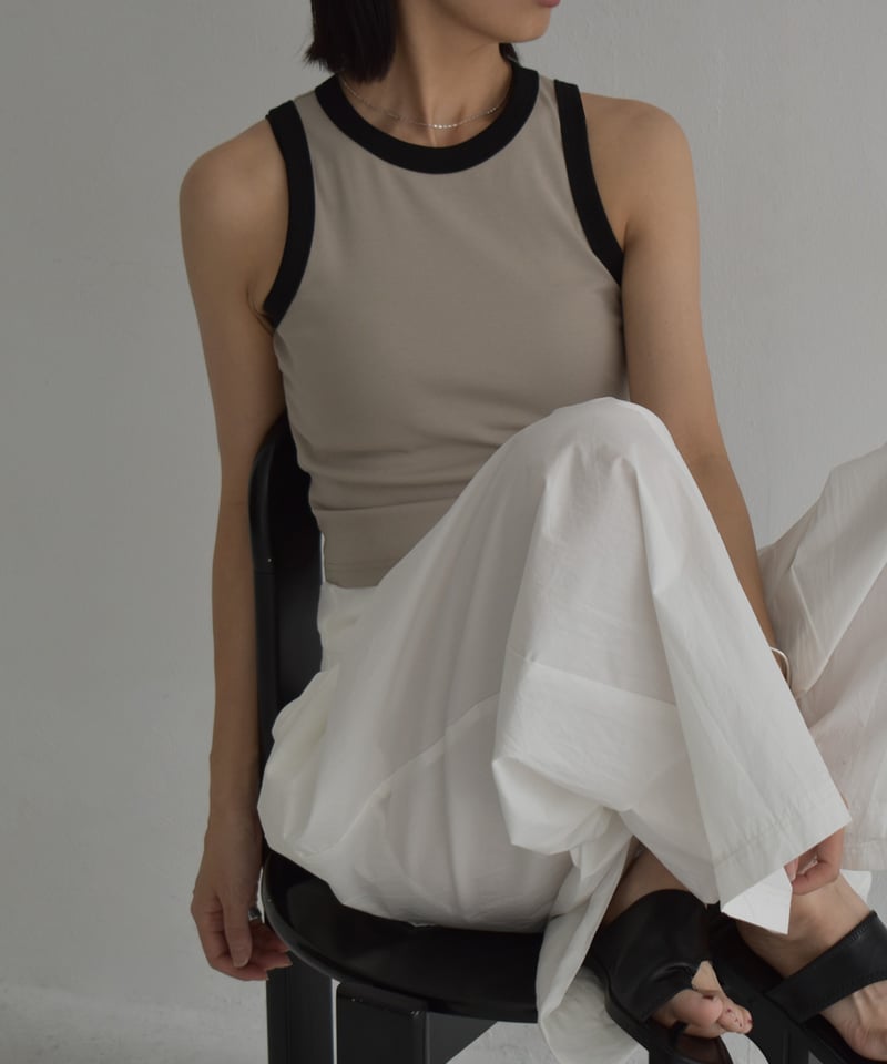 nh-tops-02561 バイカラー クロップド タンクトップ カーキベージュ