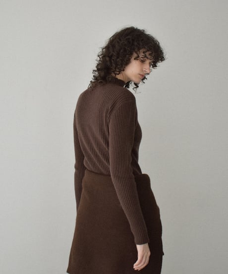 knit-02358　リブ ハイネック ニット トップス　オフホワイト　アイスブルー　グレー　ブラウン　ブラック