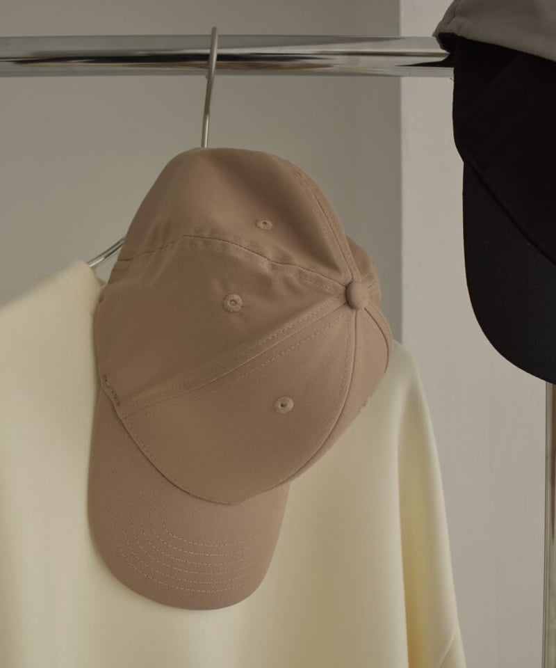 【新品未使用】FORME / 撥水キャップ　ベージュ ロゴ キャップ（ベージュ） | SHE'S ONLINE SHOP