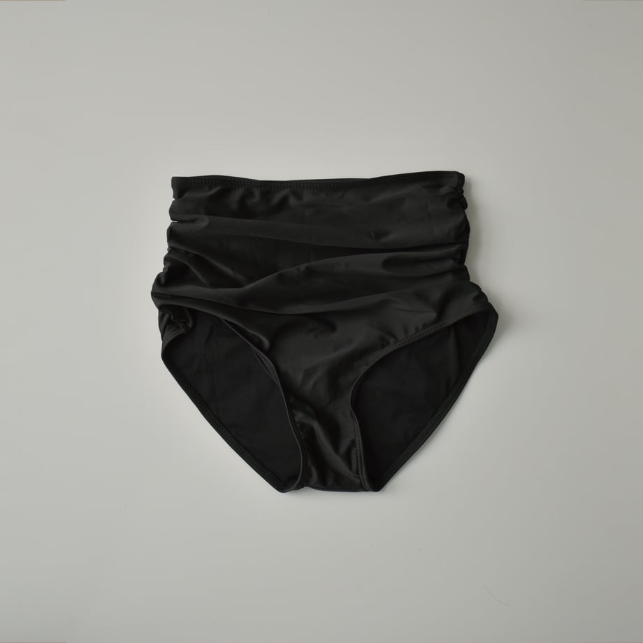 swimyさま専用 Men's Blue & White Paisley Swim Shorts | Hawes & Curtis